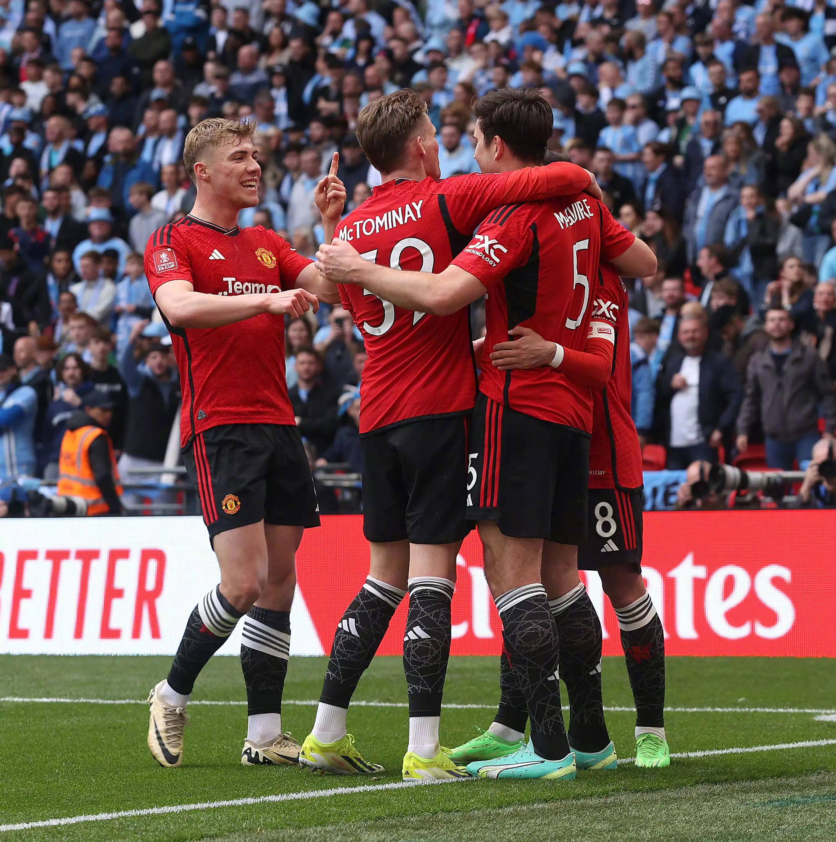 热刺险胜皇马，拉莫斯补时绝平意甲