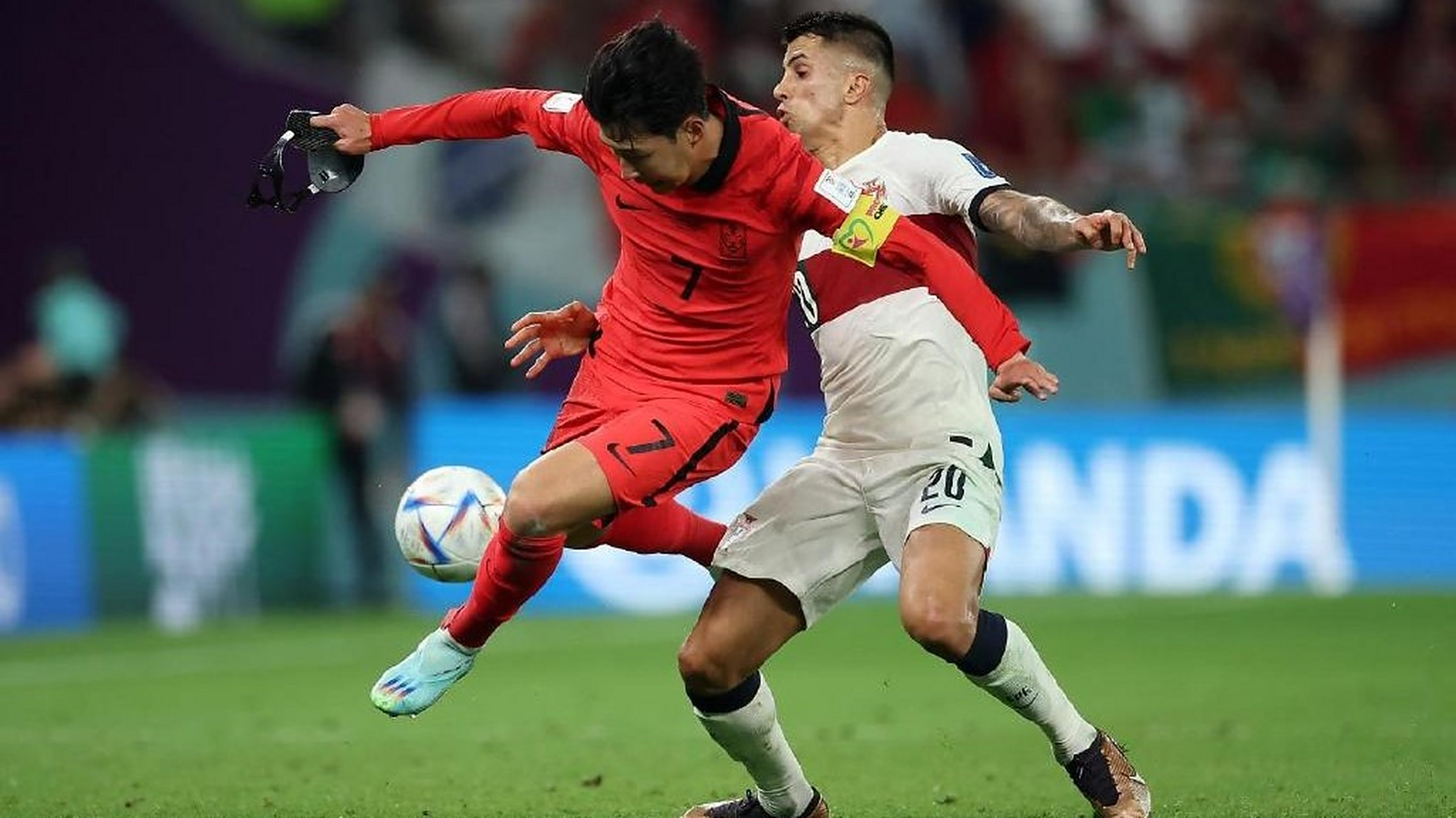 莱比锡绝杀马竞，萨拉赫补时绝平世界杯